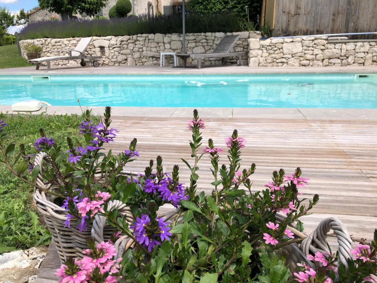 La Ferme Buissonniere Bed and Breakfast Bardou Eksteriør billede