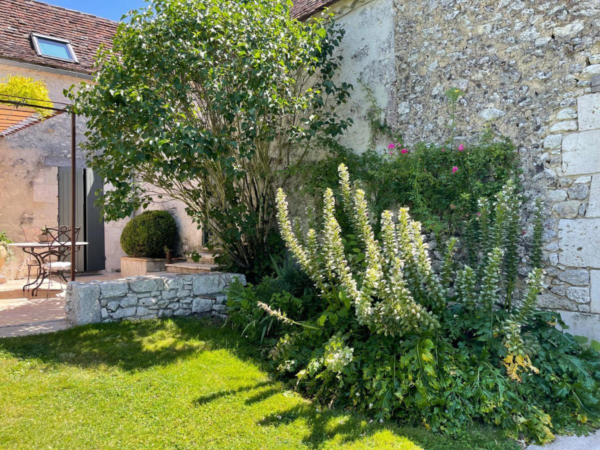 La Ferme Buissonniere Bed and Breakfast Bardou Eksteriør billede